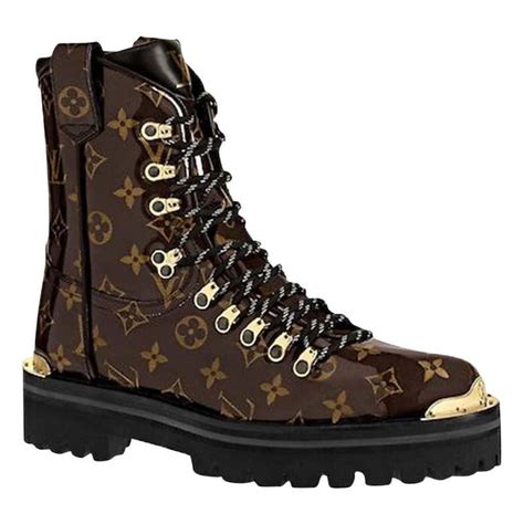 louis vuitton men shoes sale|louis vuitton men's boots.